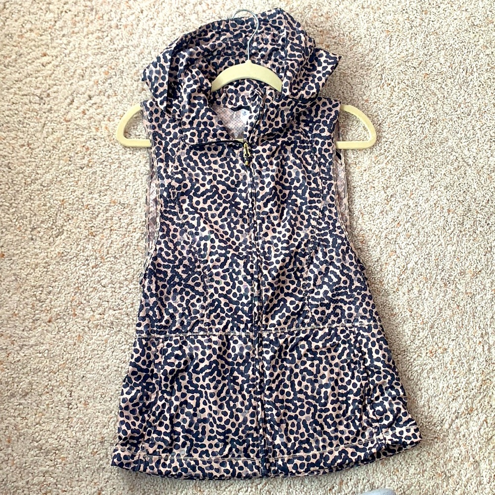 Neve worn Lululemon Vest